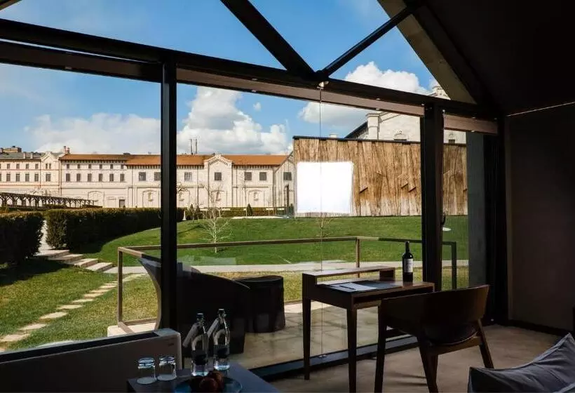 هتل Castel Mimi Wine Resort