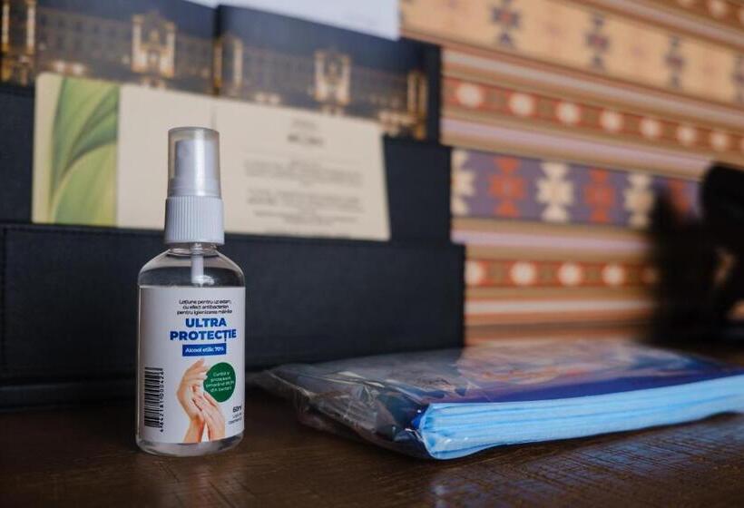 هتل Castel Mimi Wine Resort