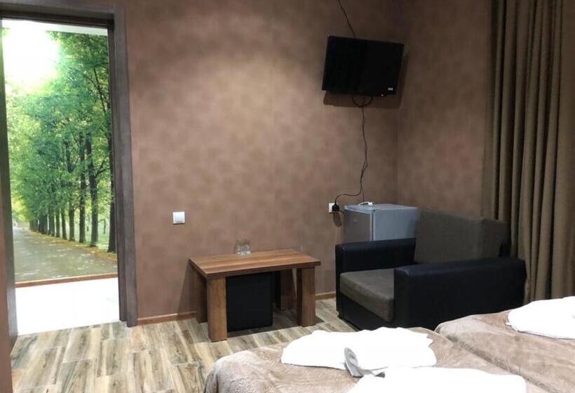 Отель Chabarukhi