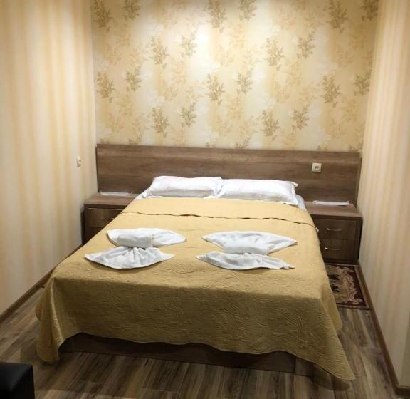 Отель Chabarukhi