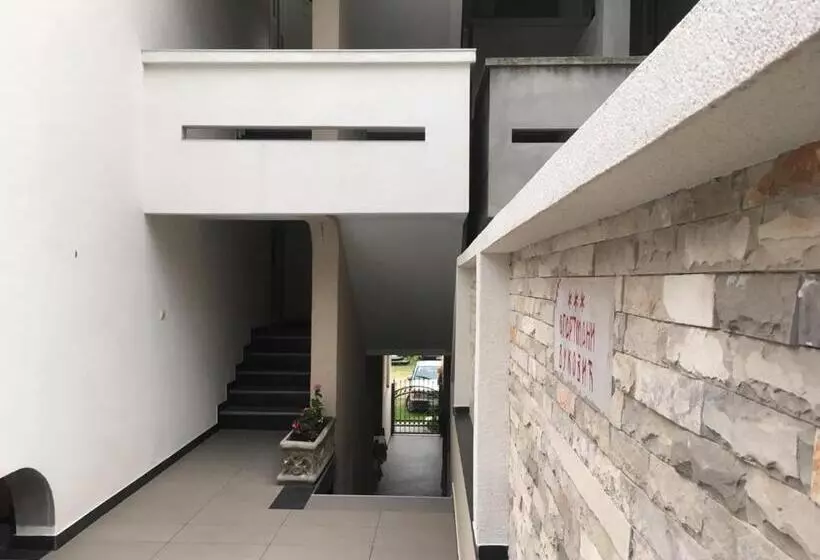 پانسیون Apartmani Vuković
