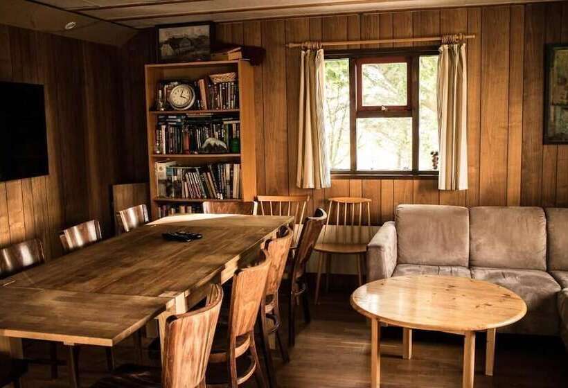 پانسیون Ekra Glacier Lagoon