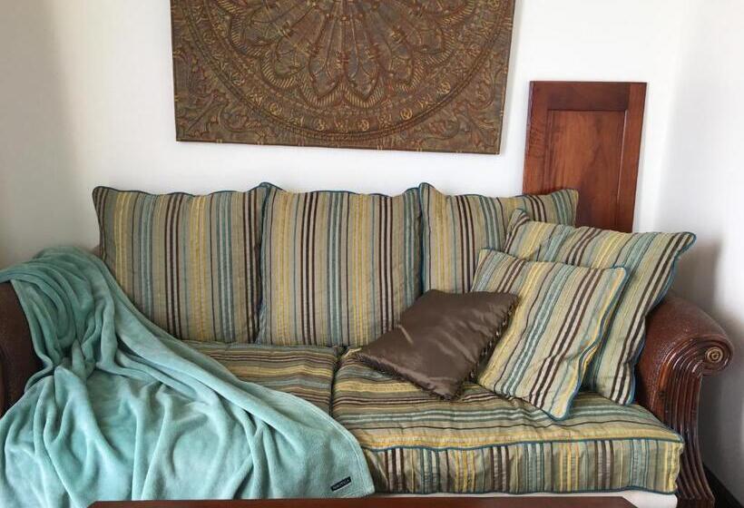 هاستل Cottage At Forever