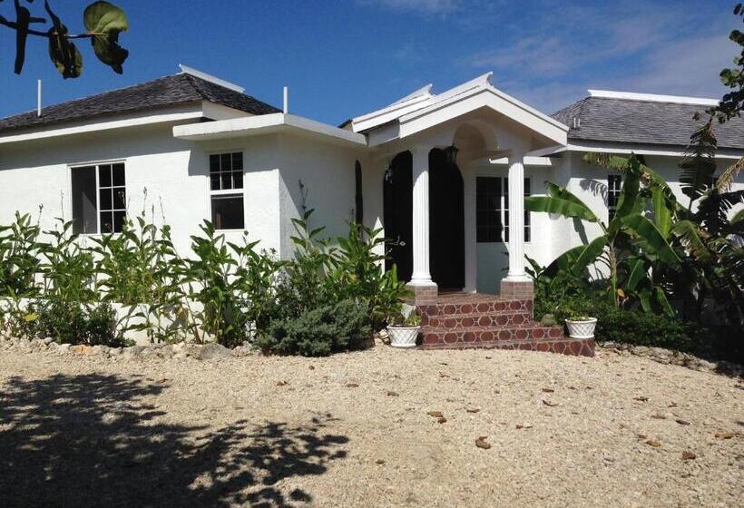 هاستل Cottage At Forever