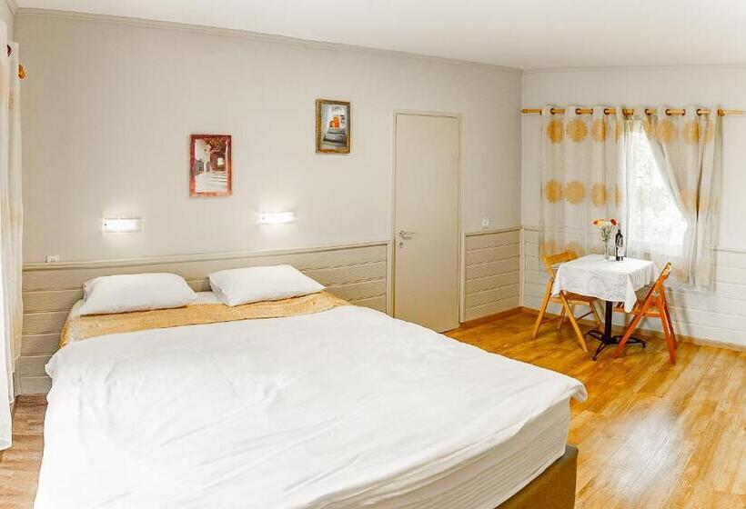 住宿加早餐 Serenity In The Mountains