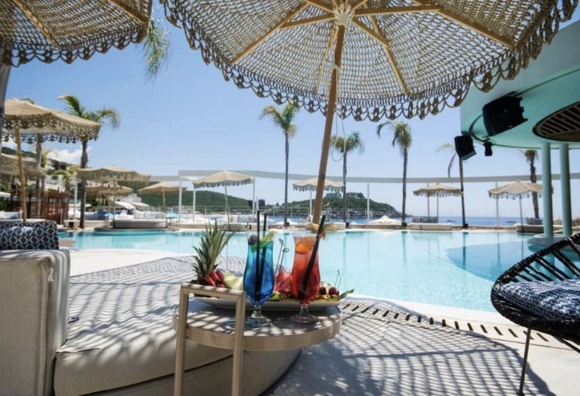 Folie Marine Beach Hotel Club