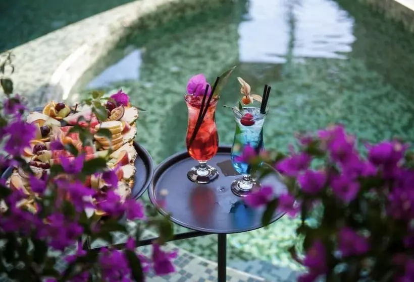 Folie Marine Beach Hotel Club