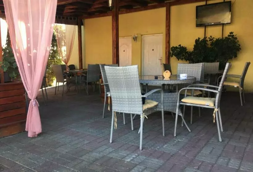 Hostel Grof