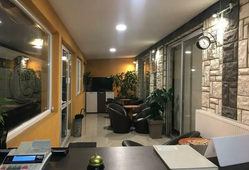 Hostel Grof
