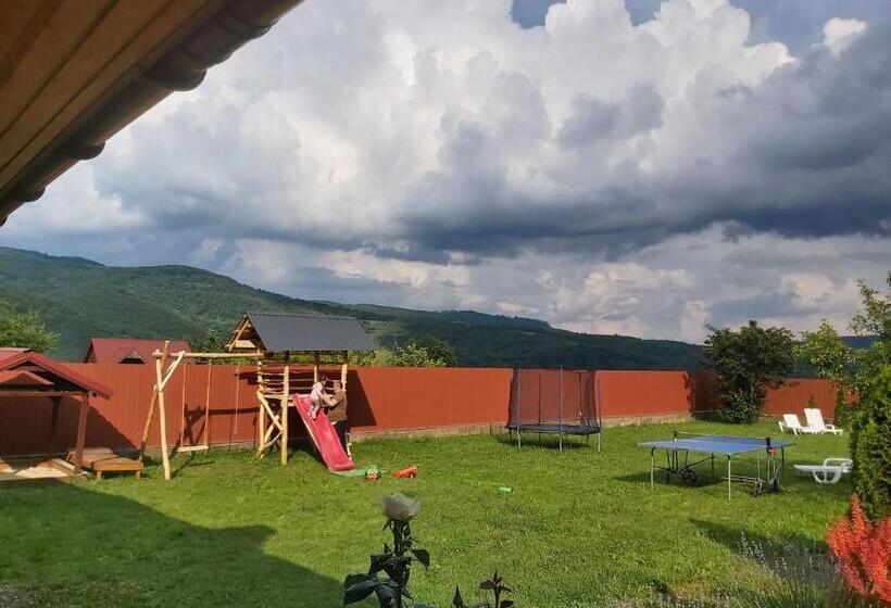 膳宿费 садиба на хуторі