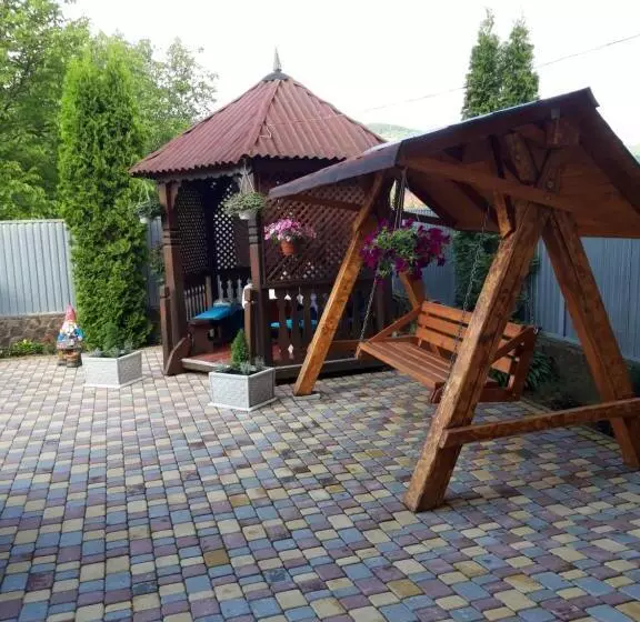 ペンション садиба на хуторі