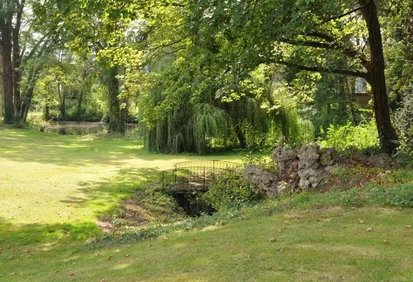 ペンション Clairefontaine Chambre D Hôtes