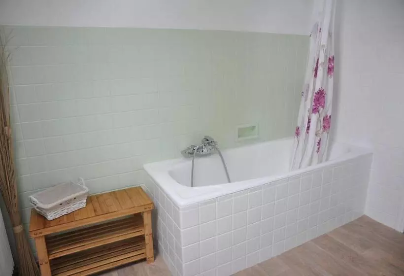 ペンション Clairefontaine Chambre D Hôtes