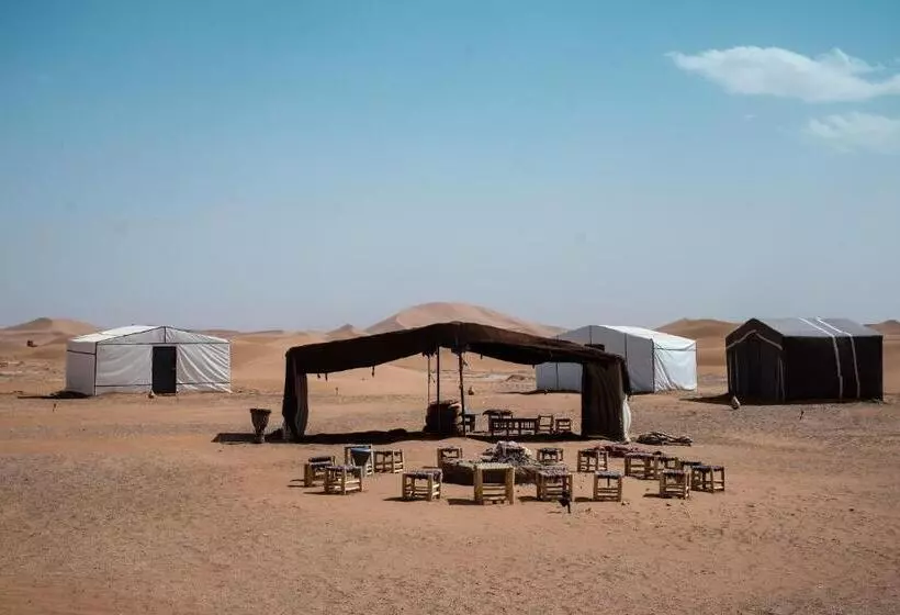 Majatalo Kasbah Aitisfoul