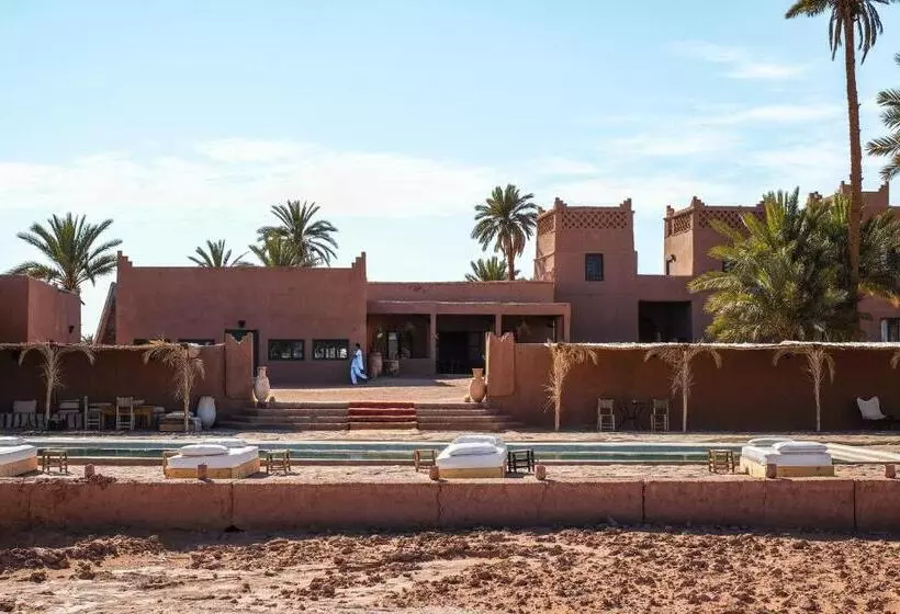 Majatalo Kasbah Aitisfoul