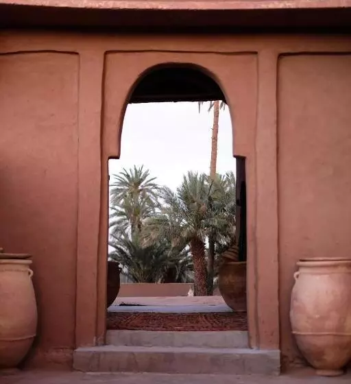 Majatalo Kasbah Aitisfoul