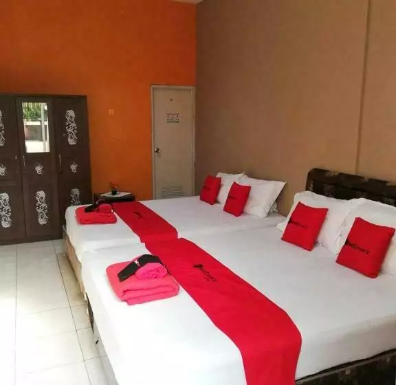 ペンション My Place Guest House Manado
