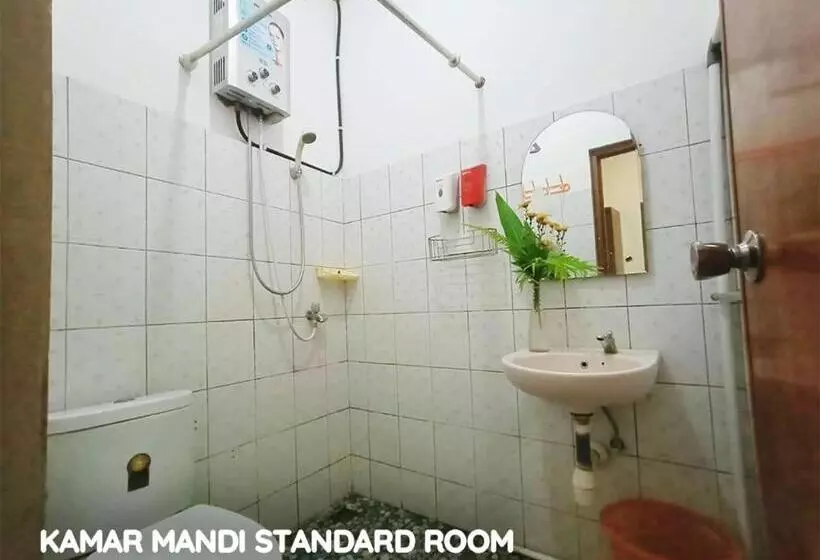 ペンション My Place Guest House Manado