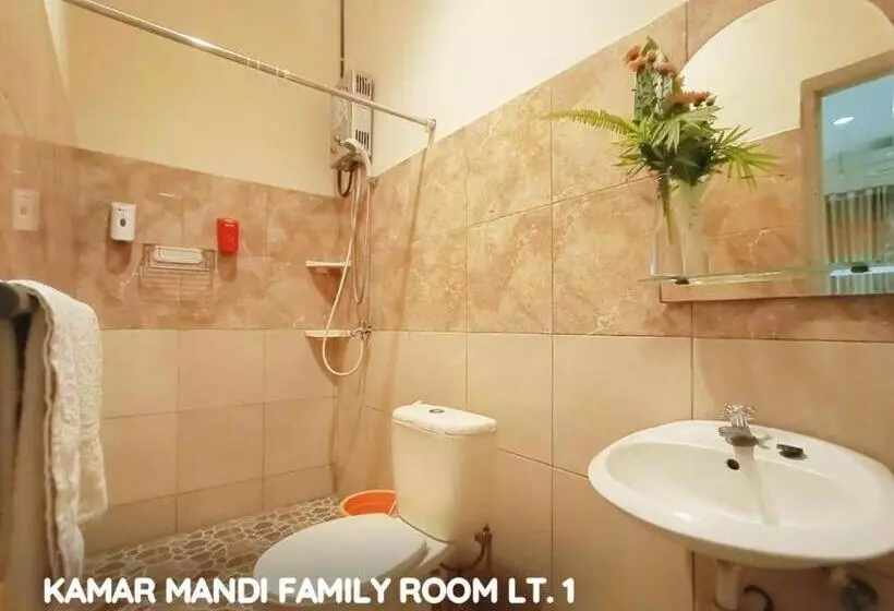 ペンション My Place Guest House Manado