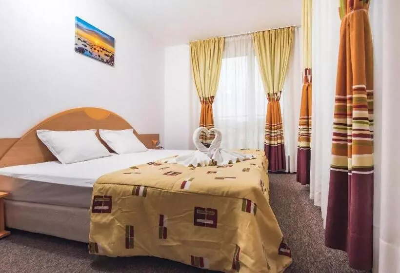 پانسیون Villa Martina