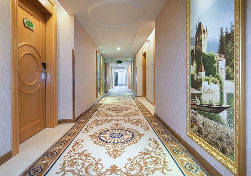 Vienna Hotel Shenzhen Gongming Huafa North Road