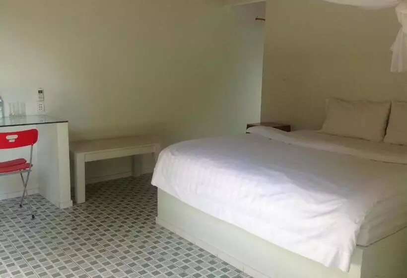 هاستل Maison De L Amant