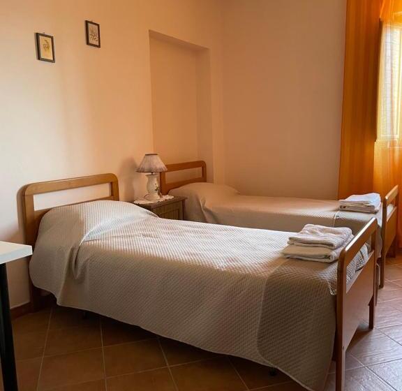 ベッドアンドブレックファースト Alba Matesina