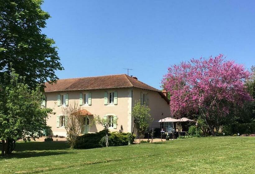 צימר Domaine Serrot