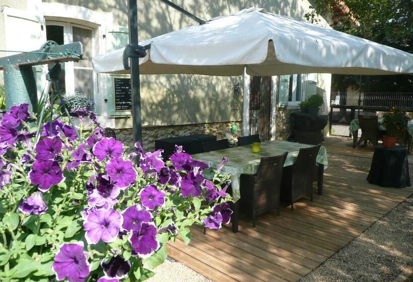 צימר Domaine Serrot