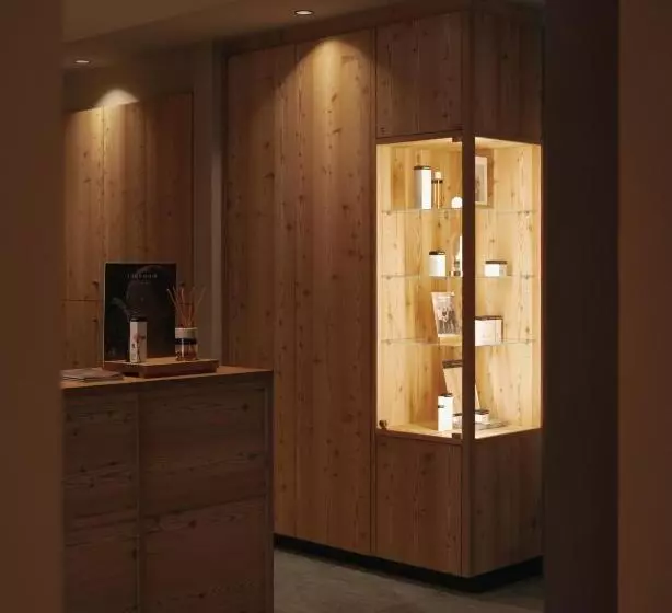 Hotelli Brunelle Seiser Alm Lodge