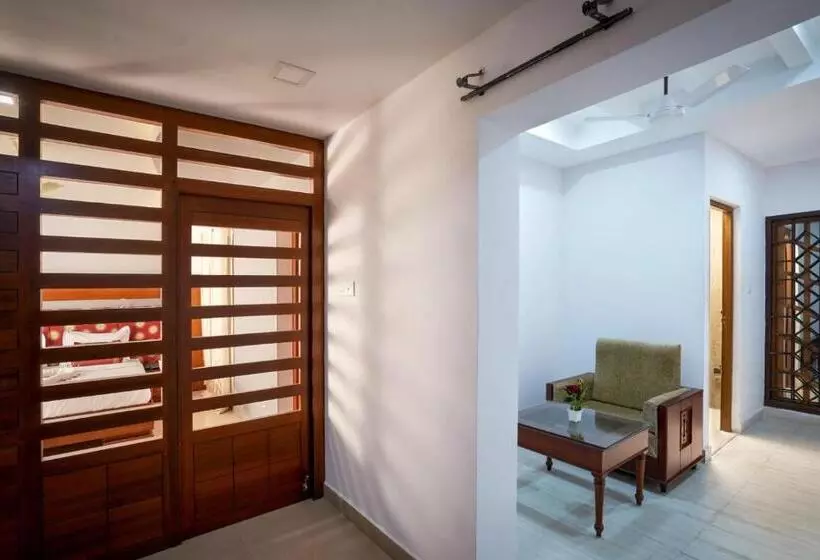 Hotelli Empire Residency