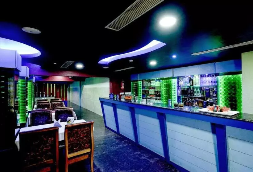 Hotelli Empire Residency