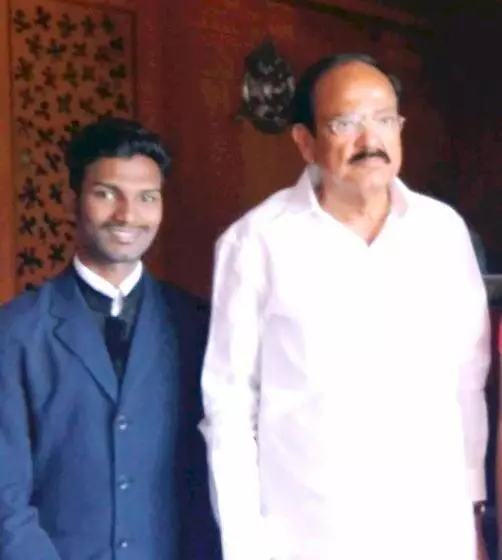 Hotelli Empire Residency