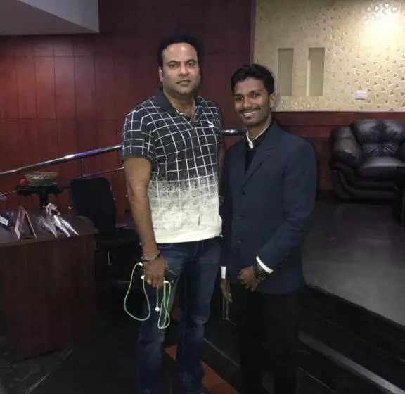 Hotelli Empire Residency