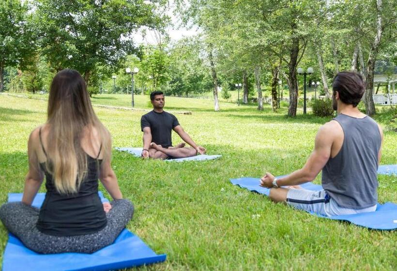 هتل Gabala Yengice Thermal Resort