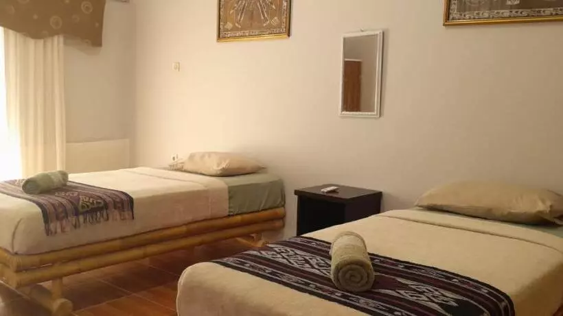 ペンション Selong Belanak Bungalows