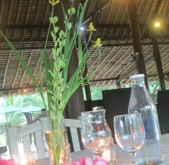 ペンション Selong Belanak Bungalows