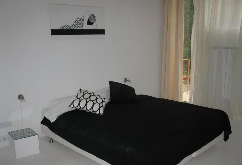 Family Hotel The Body