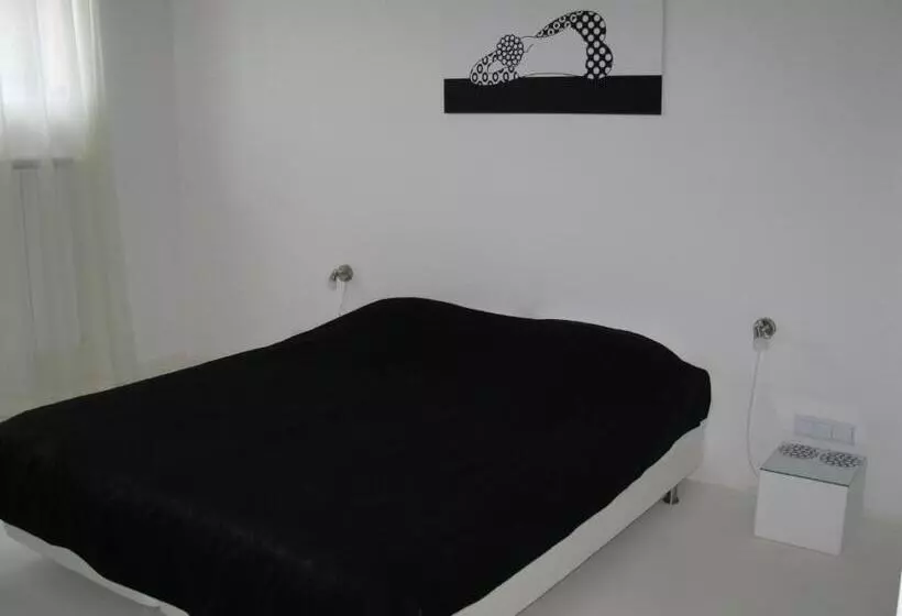 Family Hotel The Body