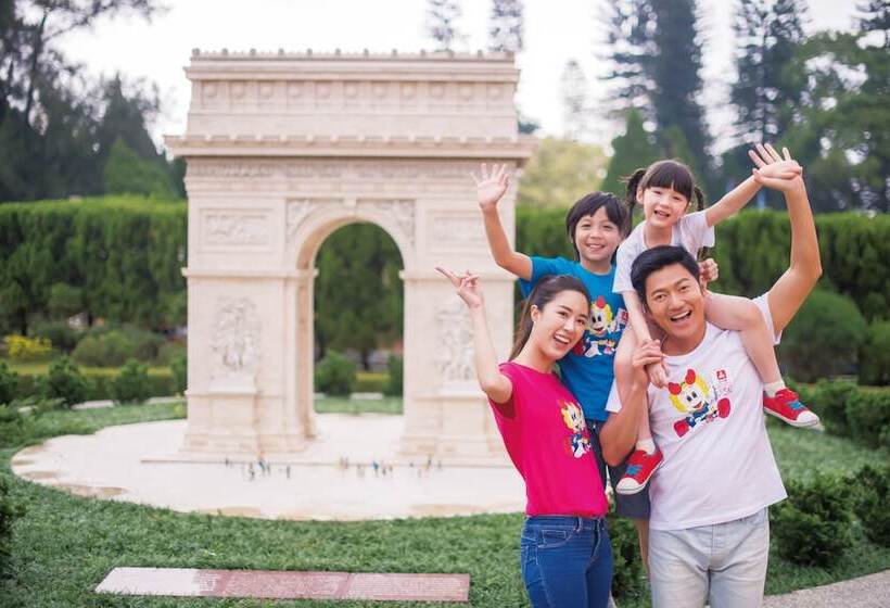 هتل Lido Forestry Spa Resort