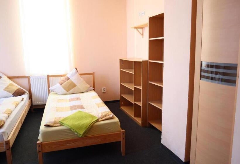 膳宿费 Horská Chata U Ježíška