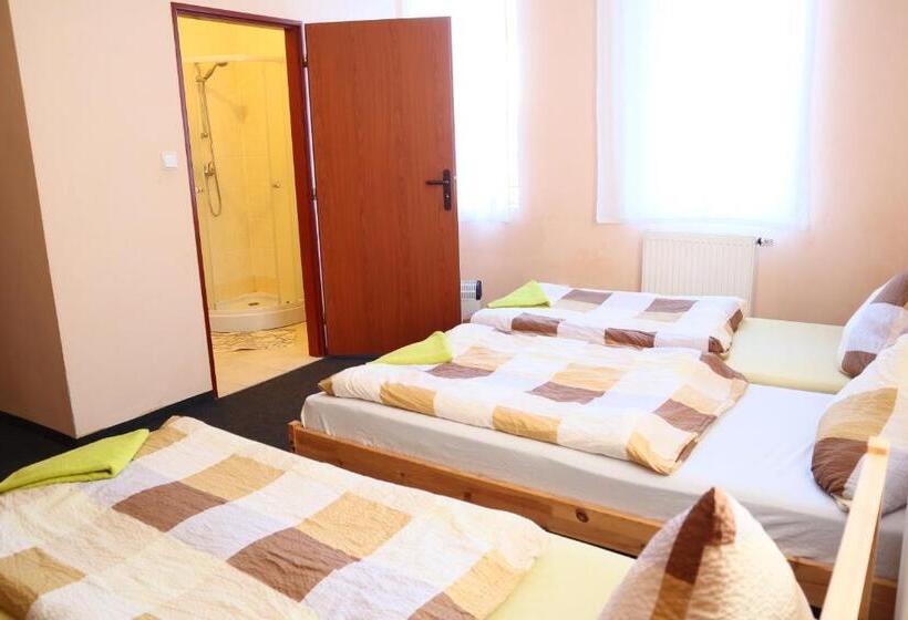 膳宿费 Horská Chata U Ježíška