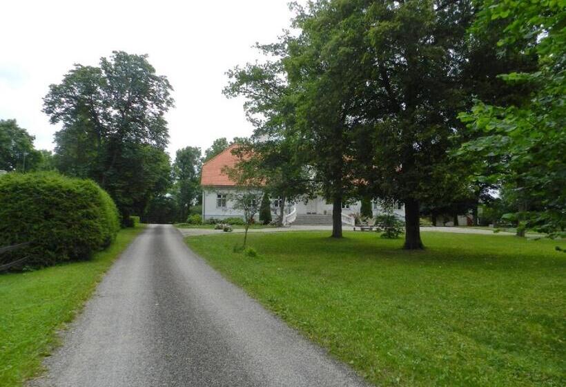 پانسیون Saare Manor Guesthouse