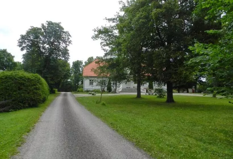 پانسیون Saare Manor Guesthouse