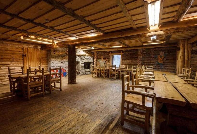 پانسیون Viikingite Küla