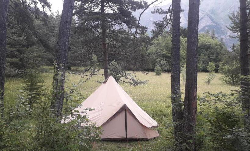 ユースホステル Les Pinées