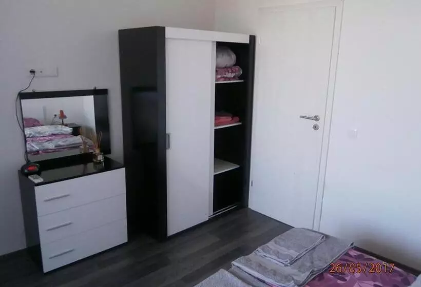 Apartments In Las Brisas