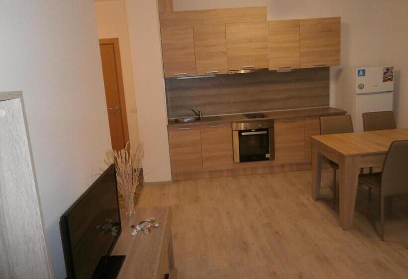 Apartments In Las Brisas