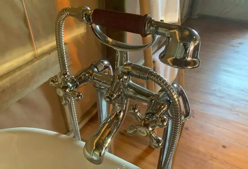 Aamiaismajoitus (B&B) Jbay Zebra Lodge