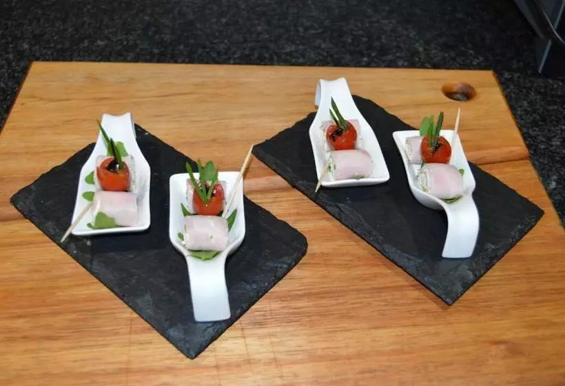 Aamiaismajoitus (B&B) Jbay Zebra Lodge